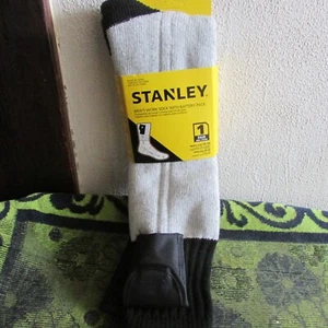 ** One Pair, Men's Stanley Heavyweight Work Socks with Battery Pack. Size Large - Picture 1 of 2