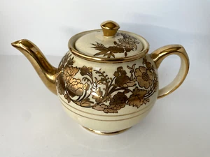 Vintage SADLER Teapot England Signed #1479 Gold Floral on Cream Ivory - Bild 1 von 5