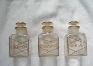 vintage apothecary jars set bicarb of soda aromatic spirits ammonia mouthwash - Picture 1 of 20