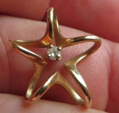 Colgante James Avery Oro 14k con Diamante Estrella Flotante Retirada Foto 1 de 4