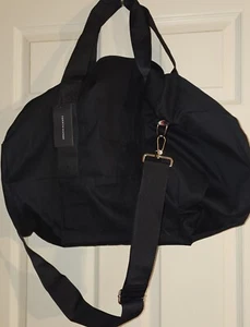 Tommy Hilfiger Duffel Bag With Hand Straps And Shoulder Strap. Brand New - Picture 1 of 4