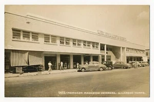 Mercado Maclovio Herrera, Nuevo Laredo, Tamps. Mexico 1940's RPPC - Picture 1 of 2