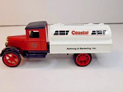 Ertl 1931 Hawkeye Tanker Truck Diecast Bank #1534 Coastal Gas 1/34 Scale USA - Image 1 of 4