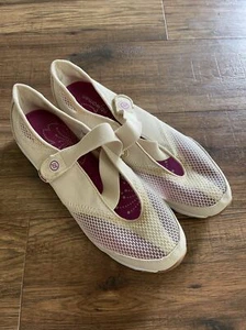 New Balance WA720TC Women Beige Elastic Mesh Mary Jane Shoe Size 10.5 - Picture 1 of 6