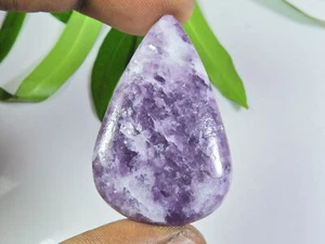 47CTS. PIEDRA PRECIOSA SUELTA NATURAL PERA LEPIDOLITA PÚRPURA CABUJÓN 28X43X04 MM - Imagen 1 de 7