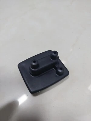 YAMAHA 125CC YA6-SANTA BABARA-YA7-A7-YB125 CARBURETOR COVER RUBBER CAP NOS JAPAN - Изображение 1 из 2
