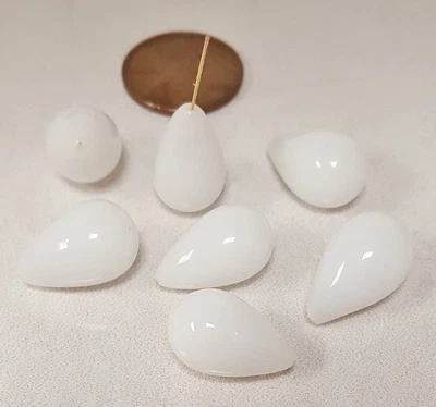 8 VINTAGE WHITE GLASS SMOOTH 18mm. TO 19mm. TEARDROP 1/2 DRILLED BEADS N526 - Image 1 of 2