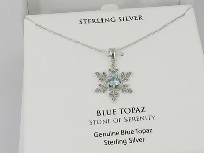 Topacio azul Macy's (1/2 ct. t.w.) Collar de copo de nieve con detalles de diamantes y diamantes en plata Foto 1 de 4