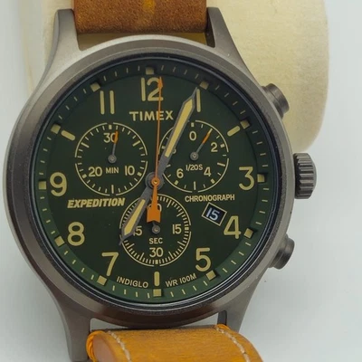 Reloj cronógrafo Timex Expedition Scout verde oscuro Foto 1 de 4