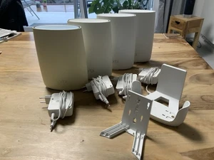 Netgear RBK53 Orbi Tri-band Mesh WiFi System, 3Gbps, Router + 1 Satellite weiß - Bild 1 von 3