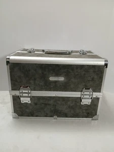 Caboodles Train Case | 6-Tray Cosmetic Organizer with Locking Black And Silver - Picture 1 of 11