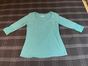 PFG Columbia Size M Women's Omni-Wick 3/4 Sleeve Striped Teal White Pre-owned - Picture 1 of 7