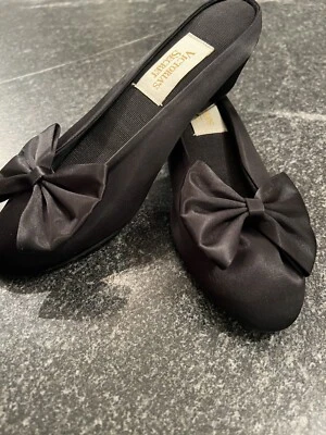 Zapato/zapatilla Victoria’s Secret Westgate satinada negra talla 5/6 vintage Foto 1 de 4