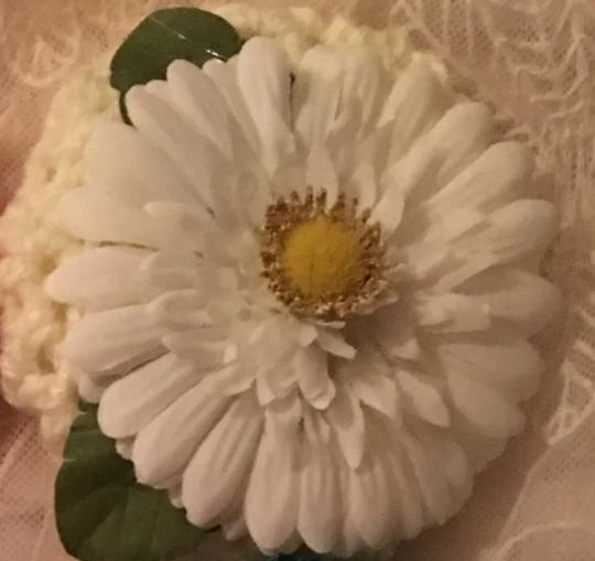 Cubierta de moño amarillo claro Snood con flor blanca para hacer o corbata para el cabello soporte para el cabello Foto 1 de 1