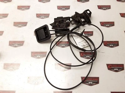 Chevrolet Corvette 1997-2004 C5 OEM pestillos capó izquierdo y derecho con cable de liberación Foto 1 de 2