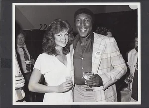 1970's Willie McCovey San Francisco Giants With Lady Orig Photo - Picture 1 of 1