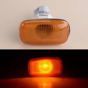 1 x Side Fender Side Marker Turn Signal Light Lamp Fit For Isuzu D-Max 08-12 - Picture 1 of 4