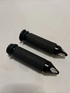 Avon Black Memory Foam Spike Grips Anodized Spiked 1-1/2" MF-63A-AN-FL-SP - Picture 1 of 8