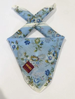 NUEVO CON ETIQUETAS Mujer PAÑUELO BANDANA FLORAL Azul ALGODÓN Bolsillo Cuadrado KENZO 18” Foto 1 de 4