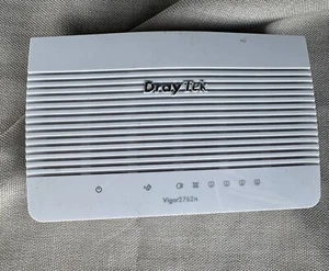 DrayTek Vigor2762n Router in White with PSU/Power Cable - USED - Picture 1 of 4