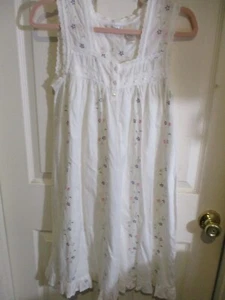Vintage White Adonna Cotton Embroidered Floral Nightgown Y2K Cottagecore Small - Picture 1 of 11