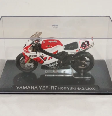 DeAgostini 1:24 Yamaha YZF-R7 Noriyuki Haga 2000 Champion Bike Collection Foto 1 de 4