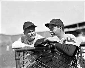 Joe Dimaggio Jimmie Foxx Photo 8X10 Yankees Red Sox 1939 - Picture 1 of 1
