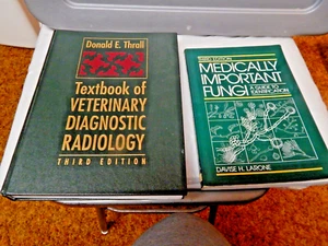 1 Set, Lehrbuch über tierärztliche diagnostische Radiologie & medizinisch wichtige Pilze - Bild 1 von 5