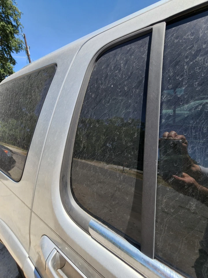 2003 2004 2005 LLINCOLN АВИАТОР ПРАВАЯ ЗАДНЯЯ ДВЕРЬ ВЕНТИЛЯЦИОННОЕ СТЕКЛО - Изображение 1 из 1