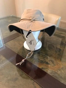 New JC Penny Island Shores Bucket Hat With Neck Strap Size SM - Picture 1 of 7