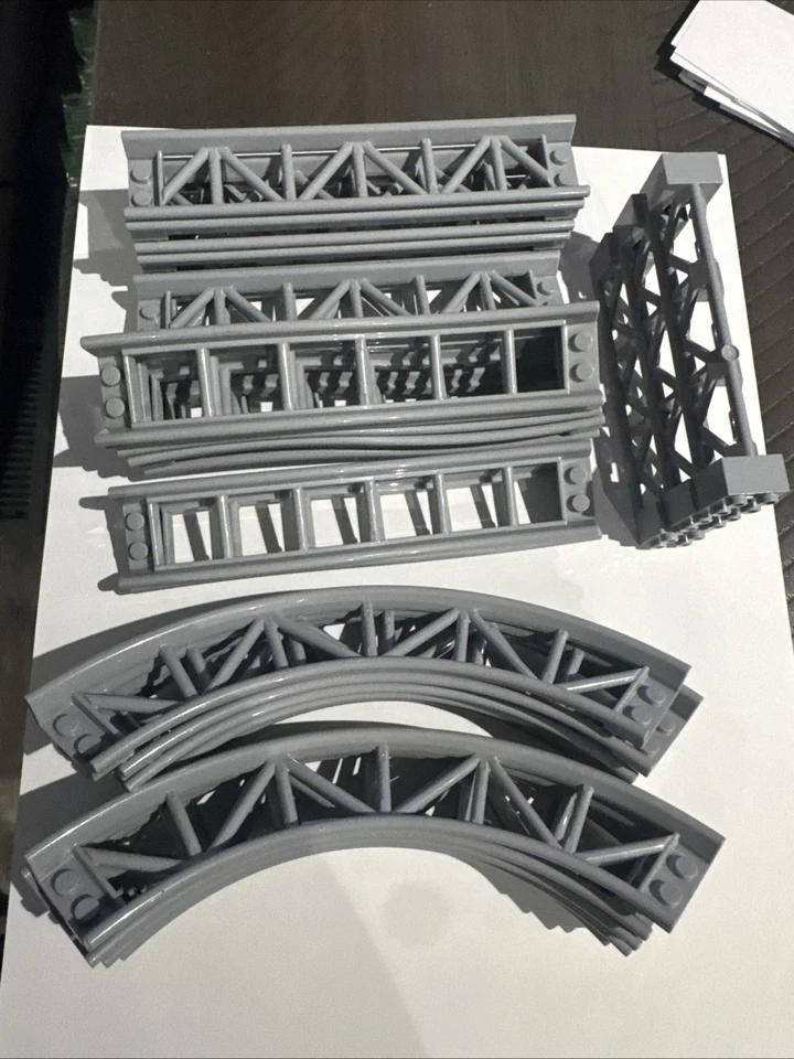 Lego pista de tren/montaña rusa. Lote de 27. (7)25059,(10)25061,(8)34738,(3)95347 Foto 1 de 4