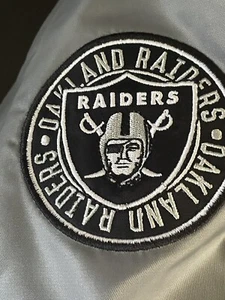 NFL Team Apparel Oakland Raiders Jacke Größe Small EUC - Bild 1 von 10