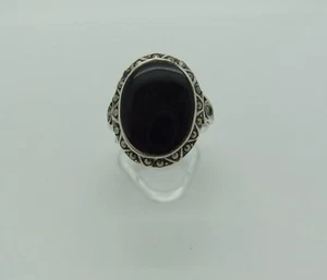 Anillo vintage de plata esterlina ónix y marcasita para dama talla - 8,5- alrededor de 1970 - Imagen 1 de 3