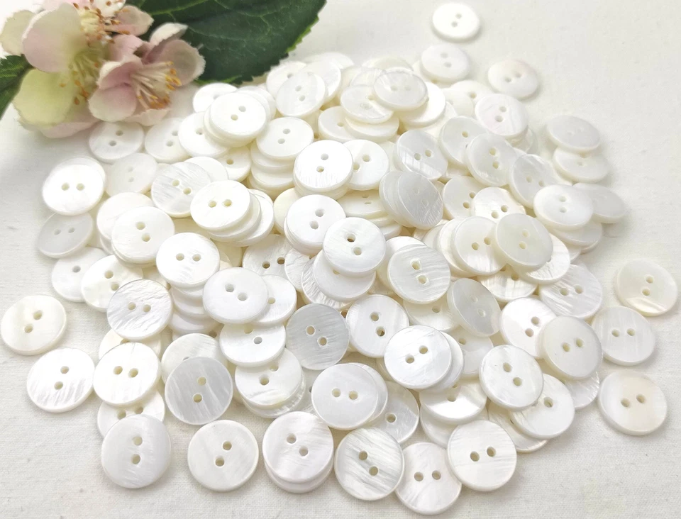 4 Knöpfe rund Perlmutt 15mm weiß Muscheln Rand Knopf Jacke schimmer Damen natur - Bild 1 von 4