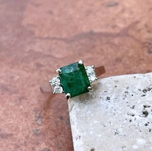 Estate 14KT White Gold Square-Cut 1.85 CT Green Emerald + Diamond Accent Ring 5 - Picture 1 of 10