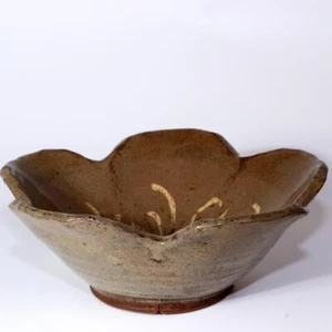 Japanese Antique Takatori ware Basin Flower Shaped Bolw Tea Chawan pottery - Picture 1 of 13
