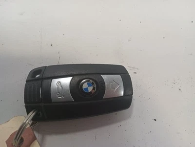 Three Button Fob/Remote from 2006 BMW 330I 12154683 - Image 1 of 4