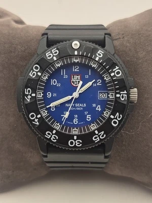 Luminox Navy Seal 3000 Series 43mm Carbon Blue Dial Quartz Mens Watch - Image 1 of 4