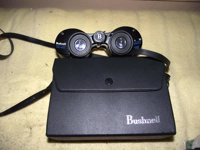 BUSHNELL 7X35...SPORTVIEW...WIDE ANGLE...INSTA-FOCUS...BINOCULARS WITH CASE. - Image 1 of 4