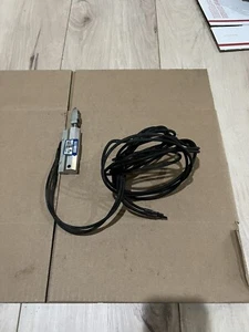 03-12 Mercedes R230 SL500 SL55 AMG Cilindro de cierre de techo delantero OEM - Imagen 1 de 11