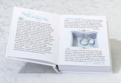 Portador de anillo de boda blanco caja de libros anillo almohada alternativa Foto 1 de 3