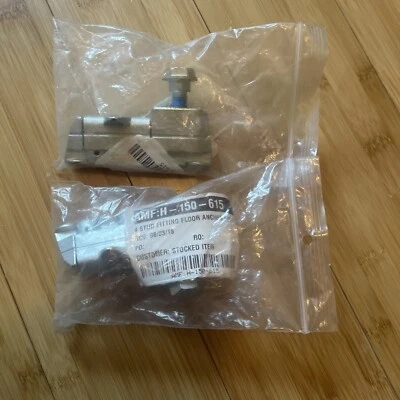 Encaixe de 4 parafusos de substituição (com parafuso) | H 150 615.         (2 peças) - Imagem 1 de 4