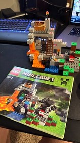 LEGO Minecraft: The Cave (21113) READ DESCRIPTION