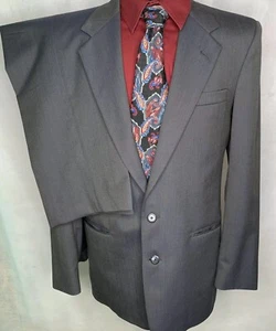 Men’s Perry Ellis Portfolio 2 Piece Gray Stripe Wool 2 Button No Vent Suit - Picture 1 of 12
