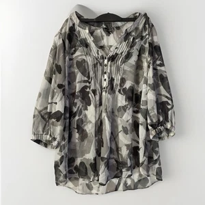 Nicole Miller Women polyester summer gray 3/4 Long Sleeve Flowers Blouse Size 1X - Picture 1 of 6