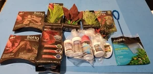 Lotto di 13 articoli per acquario Betta Fish - Foto 1 di 11