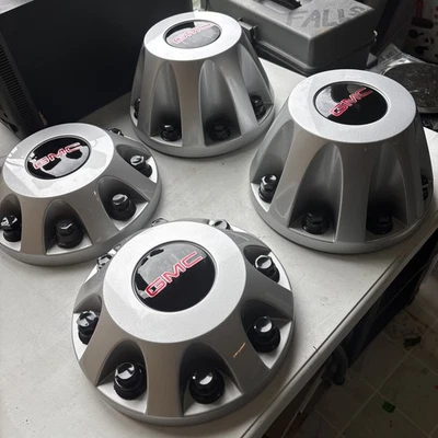 OEM GMC Sierra GMT900 3500 Dually 8-Lug Wheel Center Cap Set 9597562 NOS - Image 1 of 4
