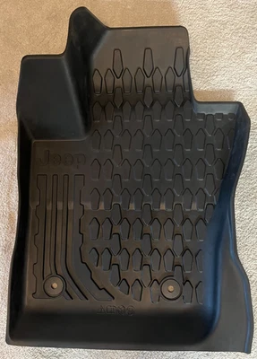 Jeep Compass 2017-2024 para todas las estaciones alfombrilla para clima aguanieve delantero izquierdo solo conductor Foto 1 de 4