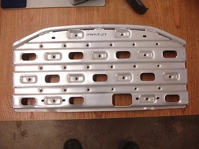 Polaris ATV подножка только правая сторона P/N 1040417-117 новый Trail Blazer 300 400 - Изображение 1 из 3