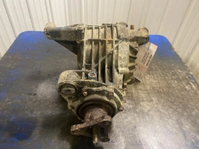 2005-2006 Cadillac SRX Rear Differential Carrier Assembly 3.90 Ratio opt GW1 OEM - Image 1 of 4